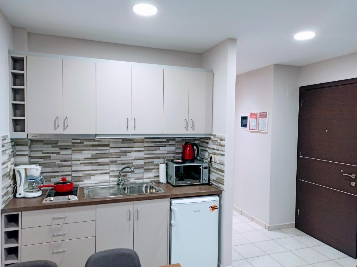Central Square Apartment 1 Pírgos Dış mekan fotoğraf